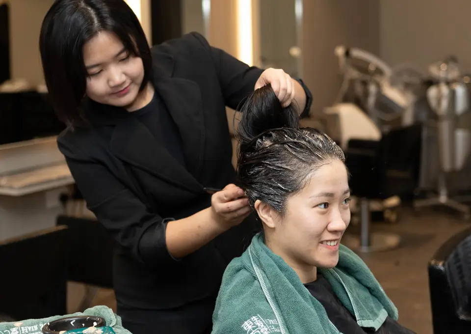 Female-Pattern-Hair-Loss